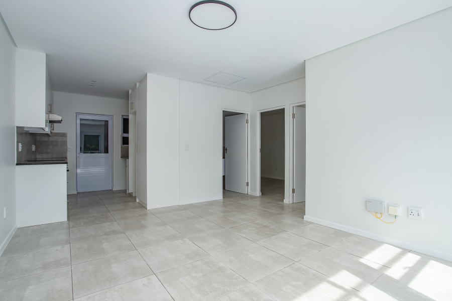 To Let 2 Bedroom Property for Rent in Honeydew Country Estate Western Cape
